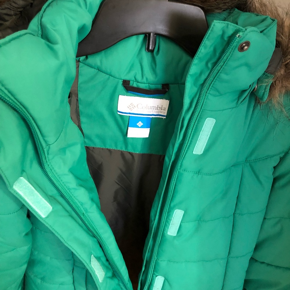 Columbia Women’s Winter Jacket - Picture 2 of 2